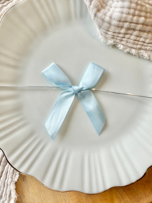 BLUE - Pre-tied bows (20pcs) with clear twist tie