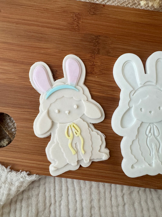 Easter Lamb + Cookie cutter - Stamps for sugarpaste