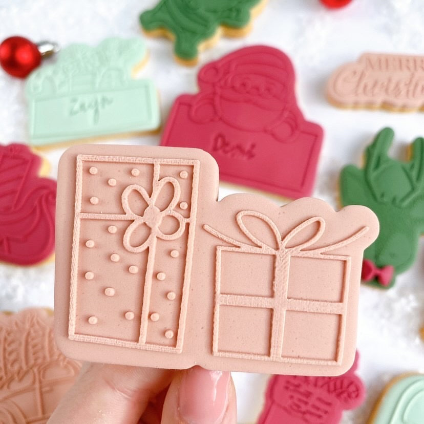 Cadeaux + cookie cutter