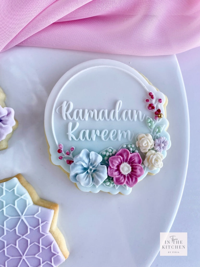 Ramadan Kareem arc floral + emporte-pièce