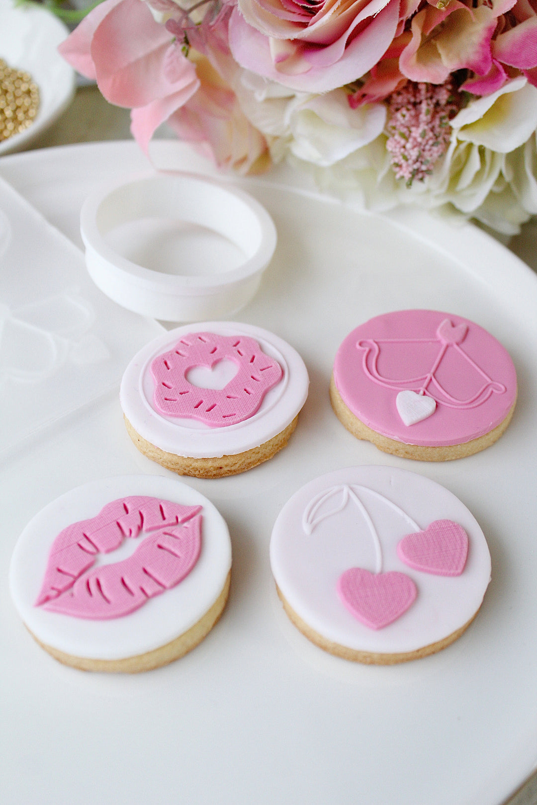 Valentine’s mini elements + cookie cutter